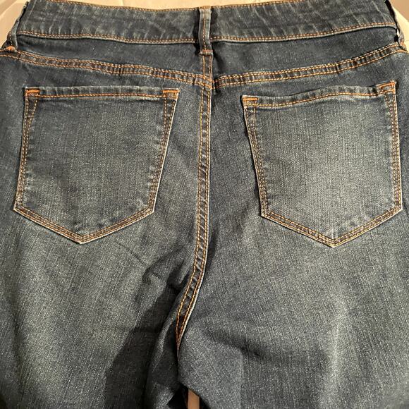 Gloria Vanderbilt size 8 Women's blue jeans slimming shorts 30 x 17 - Picture 5 of 6